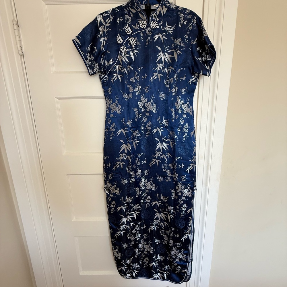 Beautiful Midnight Blue Qipao Dress